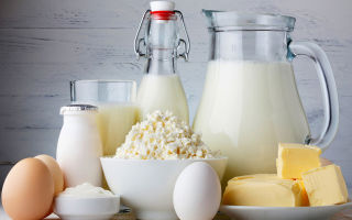Как принимать яичную скорлупу при остеопорозе костей: польза и вред от употребления, противопоказания и возможные осложнения, правила приготовления и рецепты