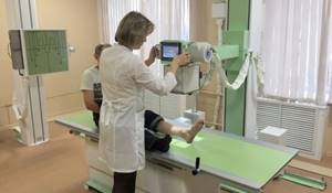 Рентген голеностопного сустава: показания и противопоказания к исследованию, подготовительный этап и техника проведения процедуры, информативность методики