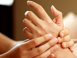 Лечение полиартрита пальцев рук народными средствами: причины и симптомы патологии, методы диагностики, рецепты для домашнего применения