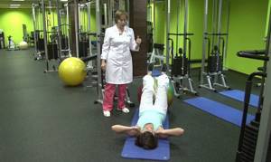 Упражнения при остеохондрозе поясничного отдела позвоночника: польза и вред лечебной физкультуры, примеры движений и правила тренировок