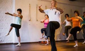 Гимнастика Цигун для суставов: как правильно выполнять тренировку, преимущества и недостатки комплекса лечебных упражнений, отзывы и рекомендации