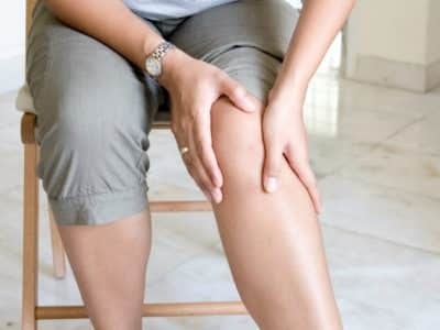 Почему болят ноги от бедра до стопы: причины и признаки заболевания, когда стоит обратиться к врачу, диагностика и лечение