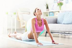 Йога при болях в спине и пояснице: общие принципы лечебной практики, комплекс рекомендованных упражнений, эффективные асаны и техника выполнения