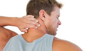Больно поворачивать шею: как и почему возникает шейный прострел, способы терапии и методы облегчения состояния, основные симптомы патологии