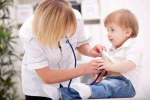Жидкий стул у ребенка: причины и лечение