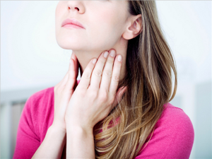 Причины першения в горле и сухого кашля и как избавиться от этих симптомов: что делать в домашних условиях, лечение