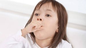 Особенности применения сиропа Синекод для детей от кашля: инструкция и обзор  о лечении