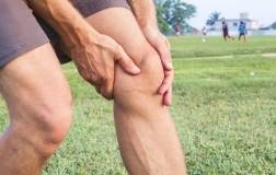 Что делать если колено опухло и болит, причины, эффективное лечение