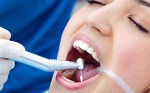 Как снять повышенную чувствительность зубов в домашних условиях: лечение очень чувствительных зубов